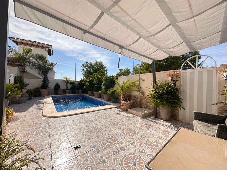Villa for Sale in Orihuela, Alicante 23