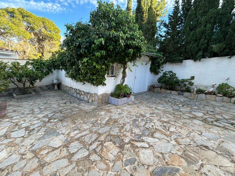 Villa for Sale in Torrevieja, Alicante 42
