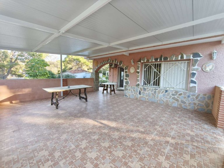 Villa for Sale in Torrevieja, Alicante 10