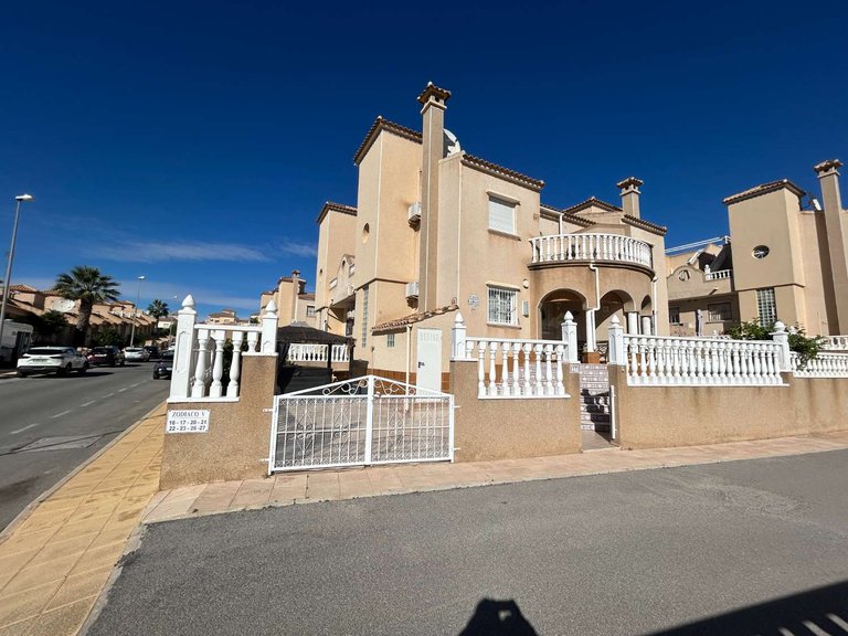 Town House for Sale in Orihuela, Alicante 3