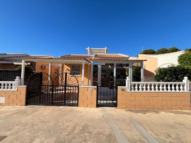 Town House for Sale in Orihuela, Alicante 35