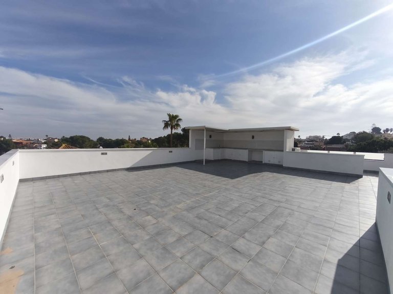 Villa for Sale in Torrevieja, Alicante 16