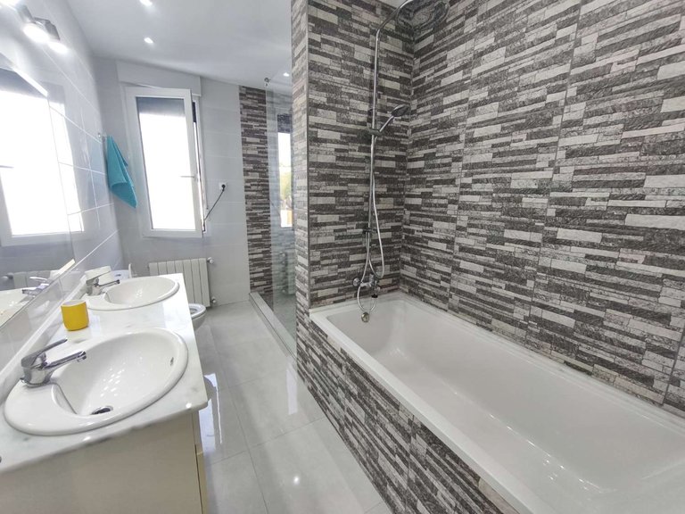 Villa for Sale in Torrevieja, Alicante 42