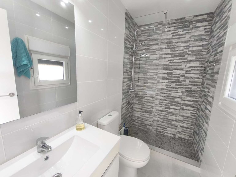 Villa for Sale in Torrevieja, Alicante 33