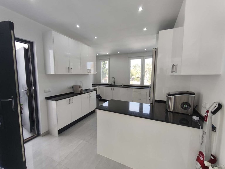 Villa for Sale in Torrevieja, Alicante 21