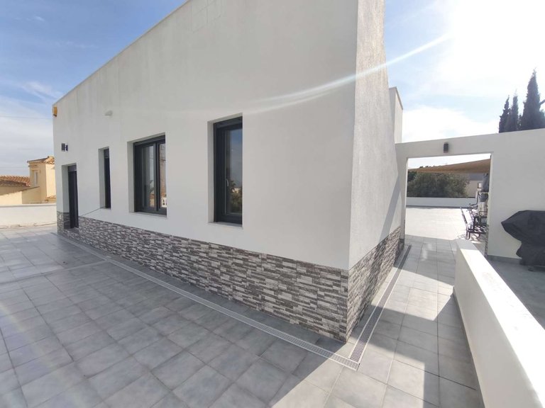 Villa for Sale in Torrevieja, Alicante 8