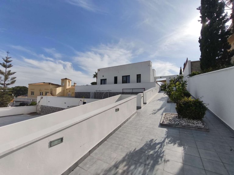 Villa for Sale in Torrevieja, Alicante 6