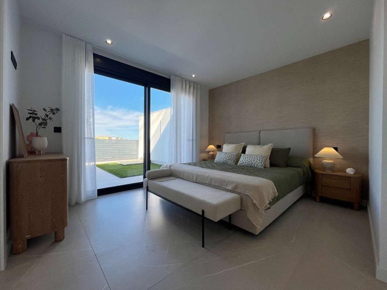 Villa for Sale in Torrevieja, Alicante 24