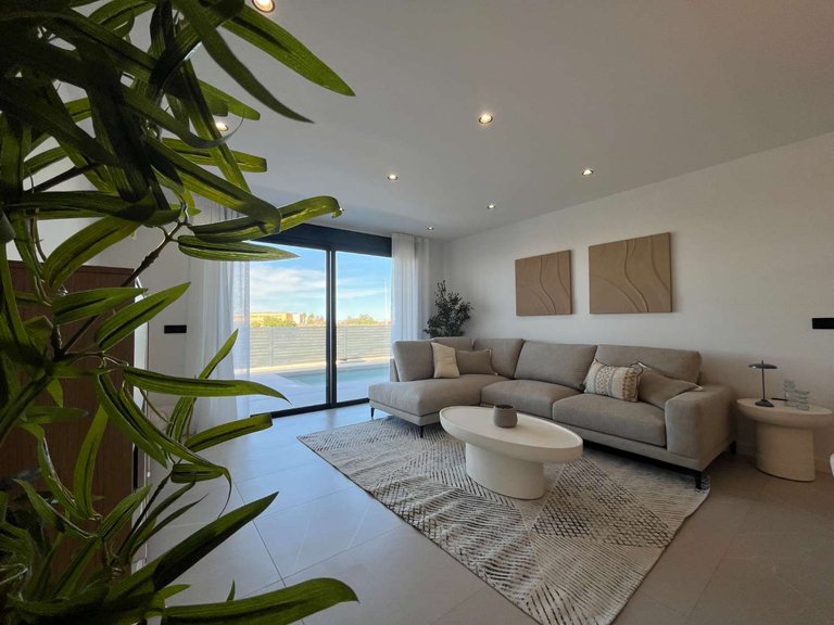 Villa for Sale in Torrevieja, Alicante 10