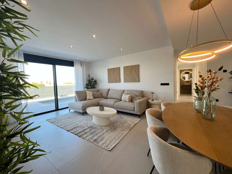 Villa for Sale in Torrevieja, Alicante 11