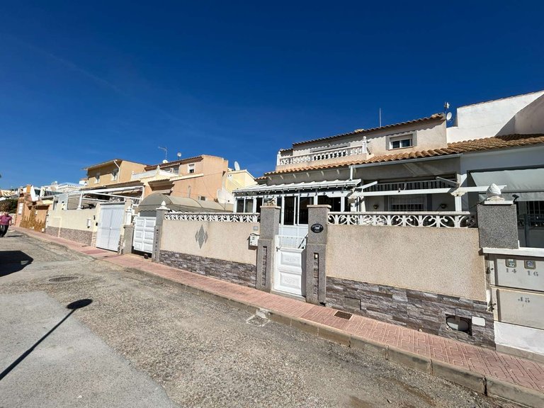 Town House for Sale in Orihuela, Alicante 1
