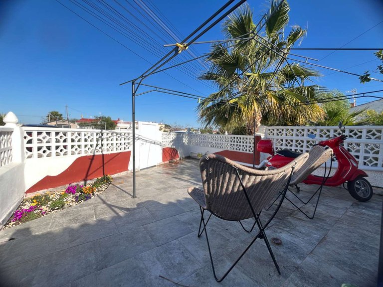 Villa for Sale in Torrevieja, Alicante 1
