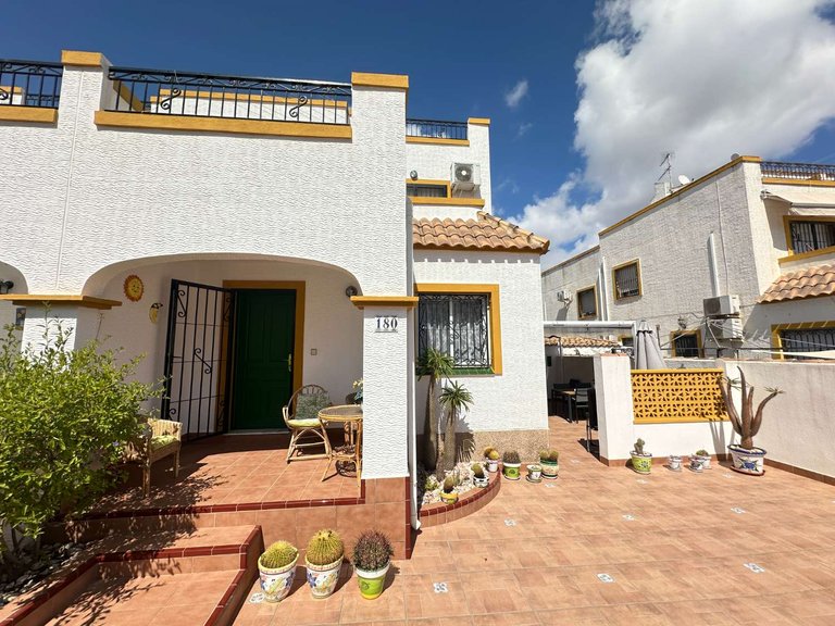 Town House for Sale in Orihuela, Alicante 1