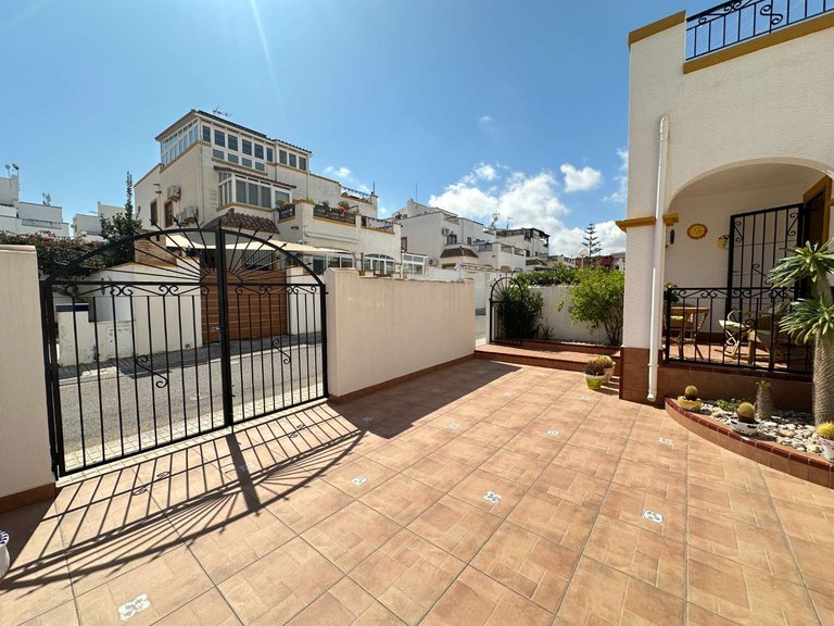 Town House for Sale in Orihuela, Alicante 2