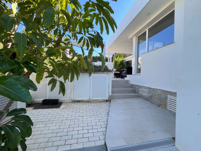 Villa for Sale in Torrevieja, Alicante 5