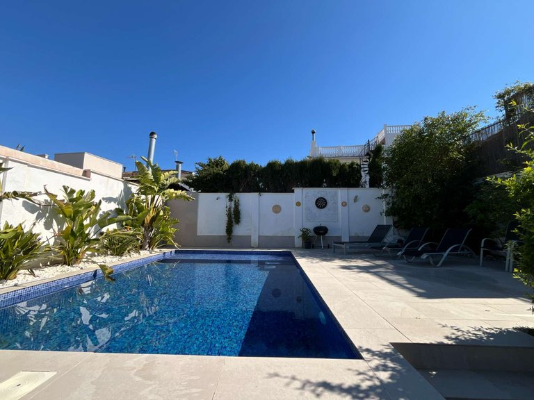 Villa for Sale in Torrevieja, Alicante 39