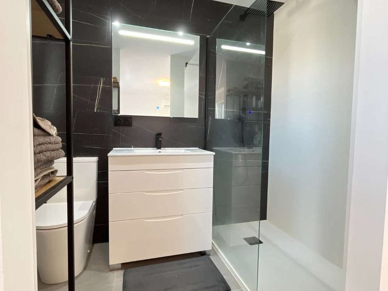 Villa for Sale in Torrevieja, Alicante 22