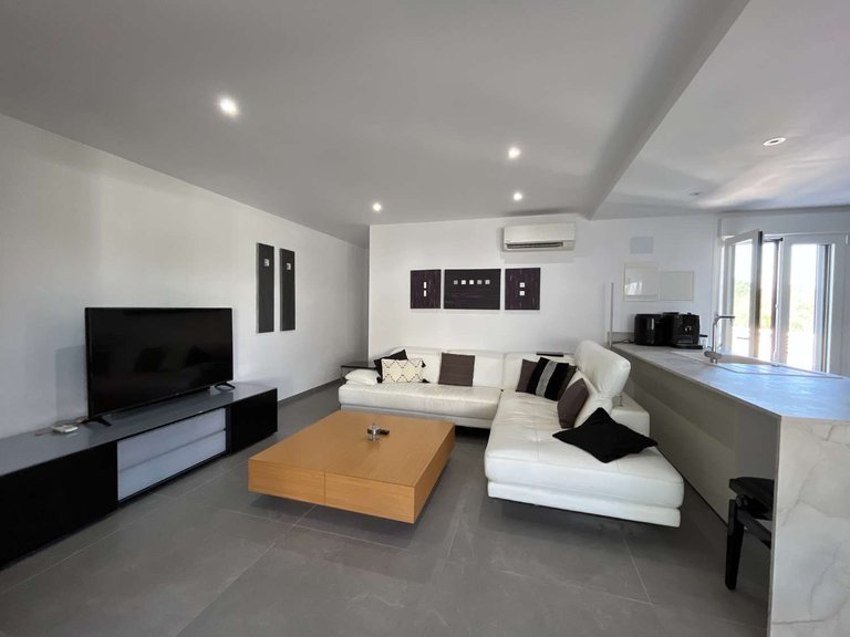 Villa for Sale in Torrevieja, Alicante 19