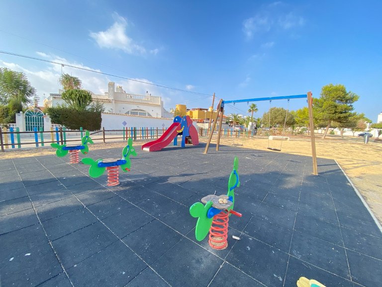 Villa for Sale in Orihuela, Alicante 30