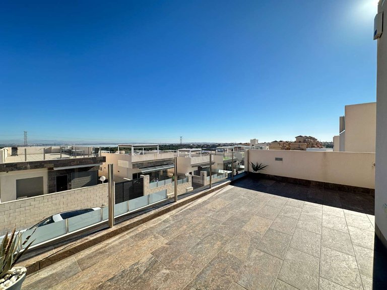 Villa for Sale in Orihuela, Alicante 19