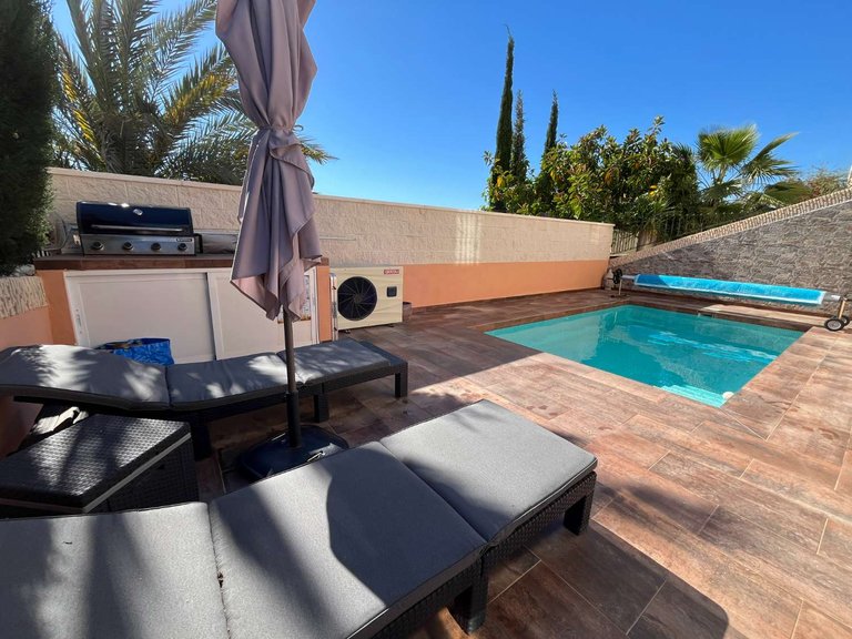 Town House for Sale in Orihuela, Alicante 1