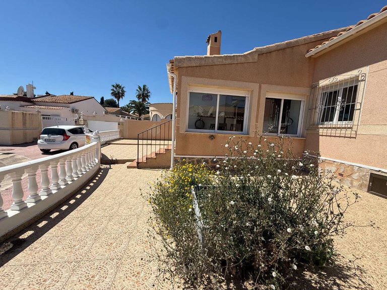 Villa for Sale in Orihuela, Alicante 6