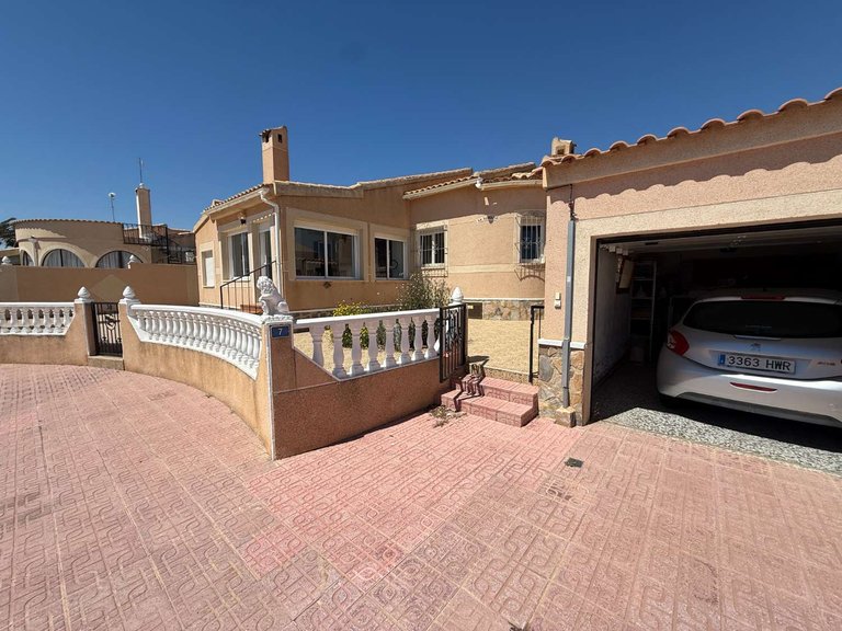 Villa for Sale in Orihuela, Alicante 5