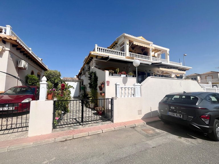 Town House for Sale in Orihuela, Alicante 1