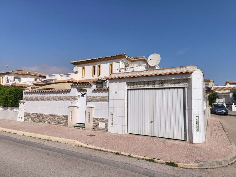 Town House for Sale in Orihuela, Alicante 1