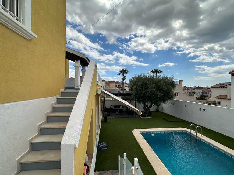 Villa for Sale in San Miguel De Salinas, Alicante 32