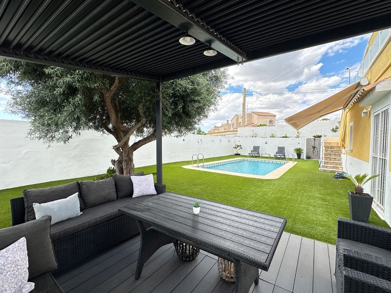 Villa for Sale in San Miguel De Salinas, Alicante 7