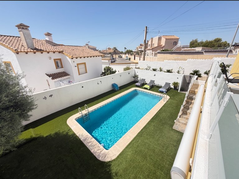 Villa for Sale in San Miguel De Salinas, Alicante 36