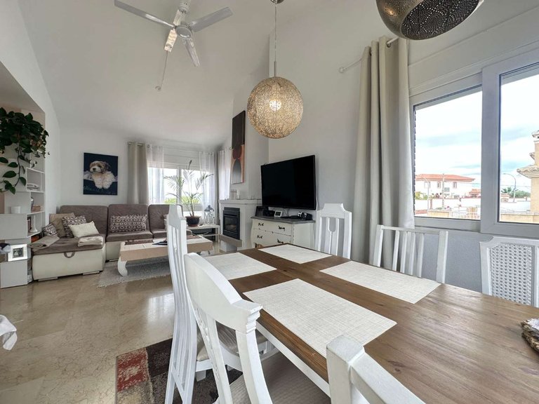 Villa for Sale in Orihuela, Alicante 40