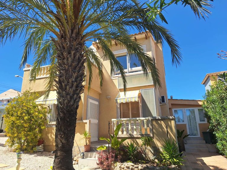 Villa for Sale in Orihuela, Alicante 8