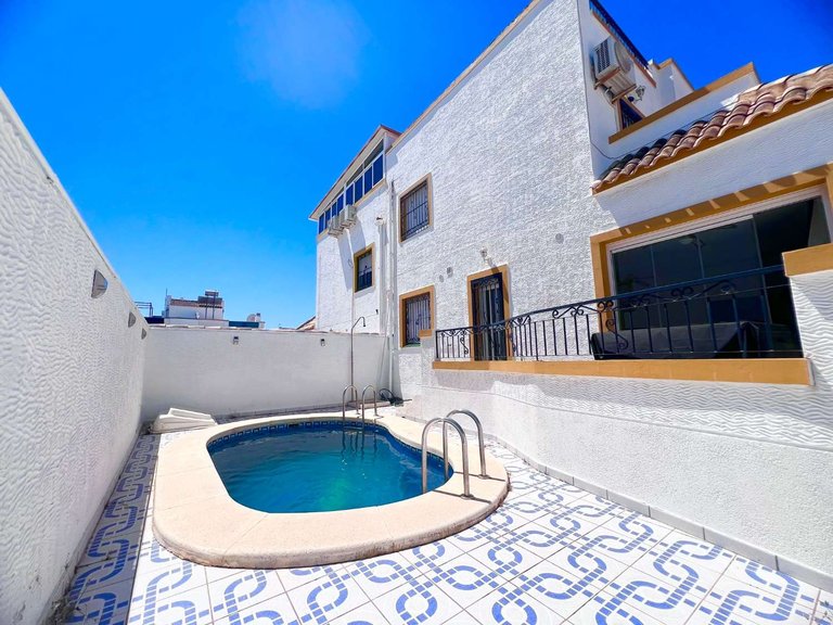 Town House for Sale in Orihuela, Alicante 2