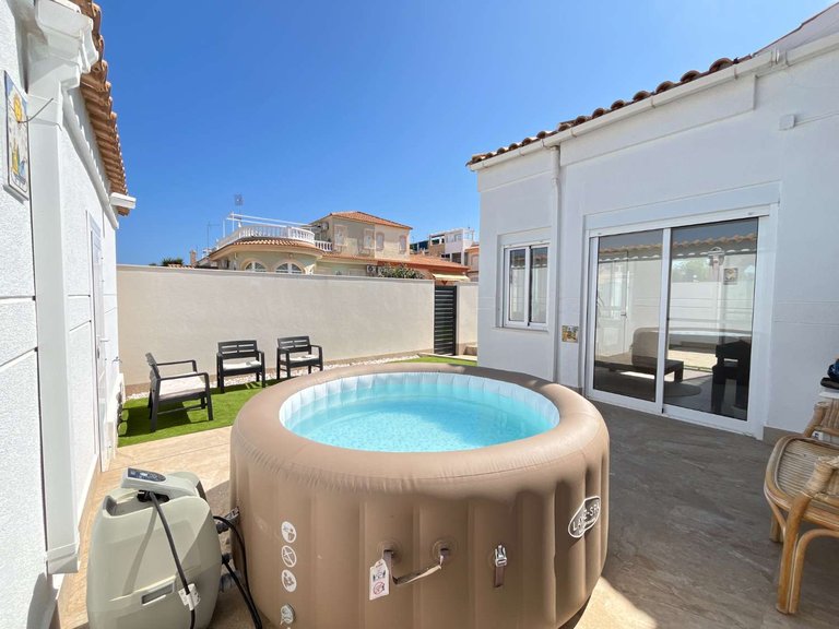 Villa for Sale in Orihuela, Alicante 12