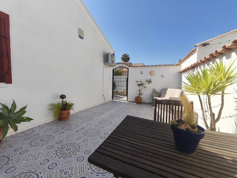 Villa for Sale in Orihuela, Alicante 25