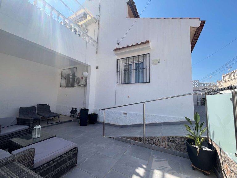 Villa for Sale in Orihuela, Alicante 2