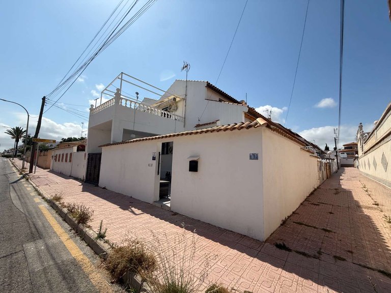 Villa for Sale in Orihuela, Alicante 29