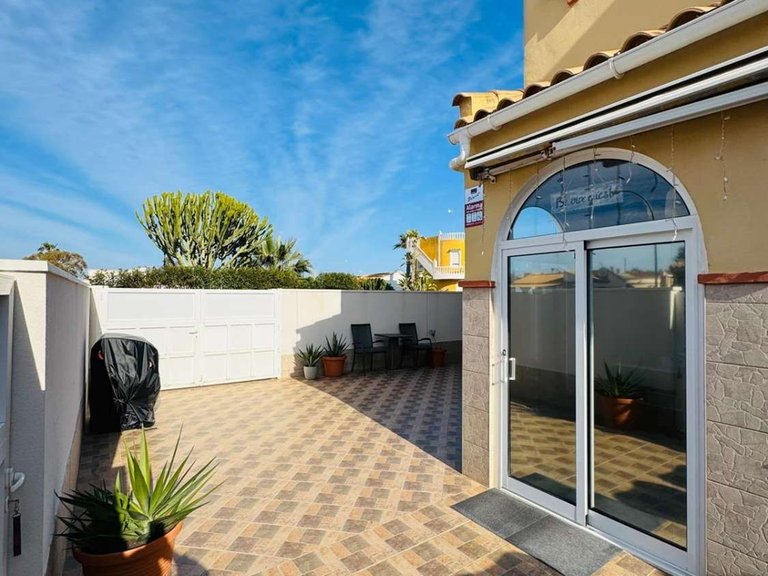 Town House for Sale in Orihuela, Alicante 1