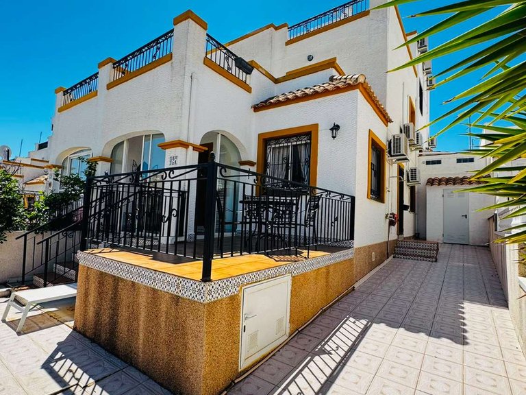 Town House for Sale in Orihuela, Alicante 2