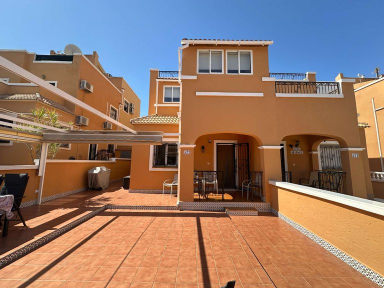 Town House for Sale in Orihuela, Alicante 2