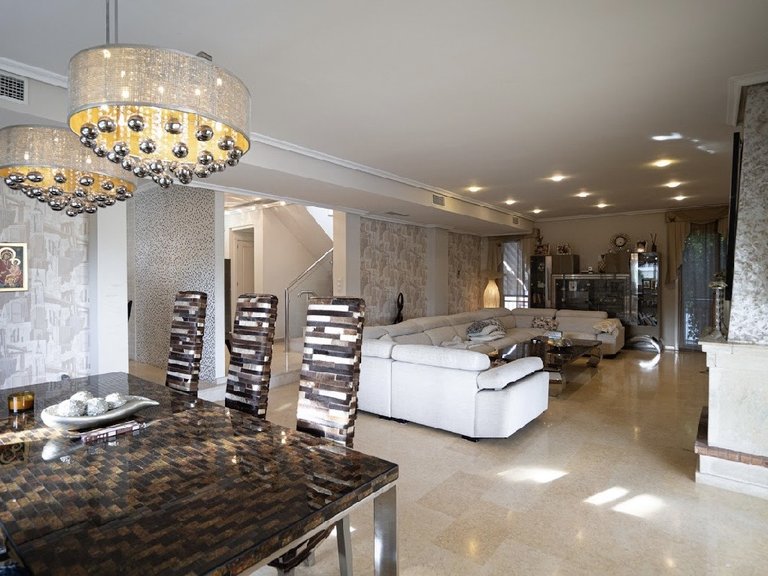 Villa for Sale in Torrevieja, Alicante 11