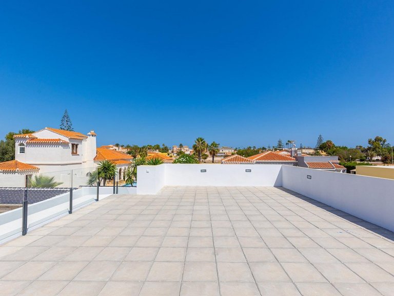 Villa for Sale in Orihuela, Alicante 20