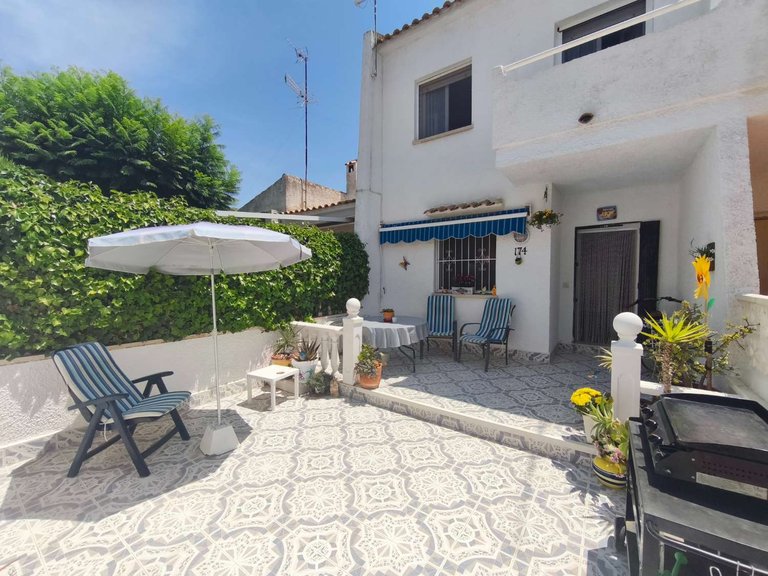 Town House for Sale in Orihuela, Alicante 1