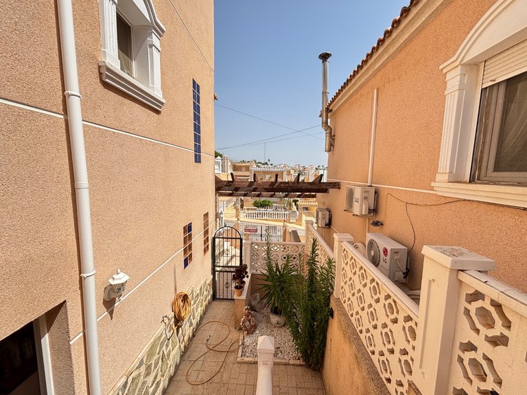 Town House for Sale in Orihuela, Alicante 24