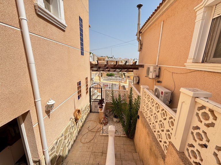 Town House for Sale in Orihuela, Alicante 5