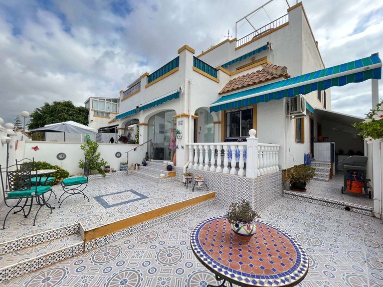 Town House for Sale in Orihuela, Alicante 1