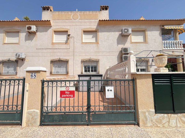 Apartment for Sale in Orihuela, Alicante 30