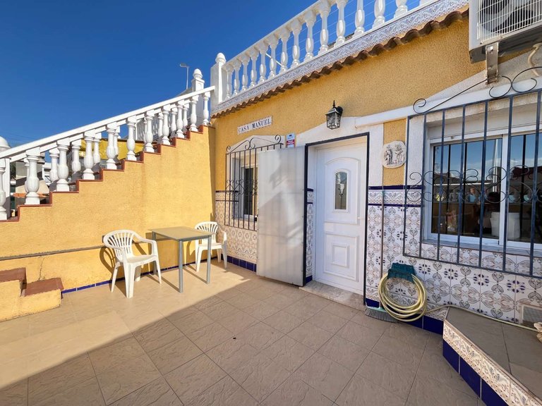 Villa for Sale in Torrevieja, Alicante 1